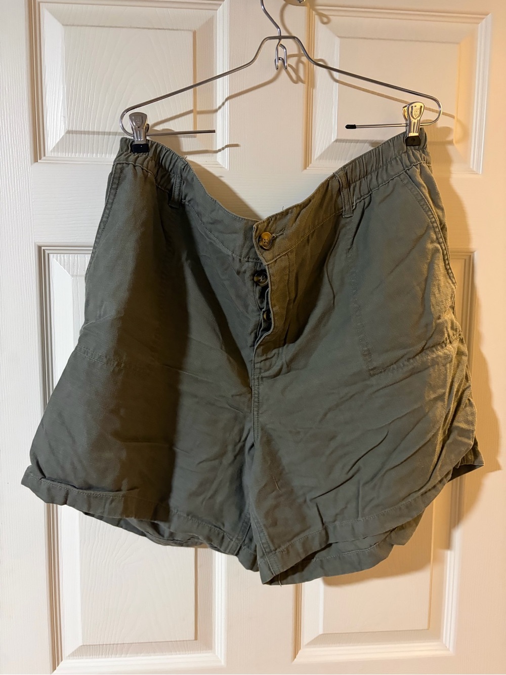 Women's Olive Green High-Waist Button-Front Shorts, 6" inseam